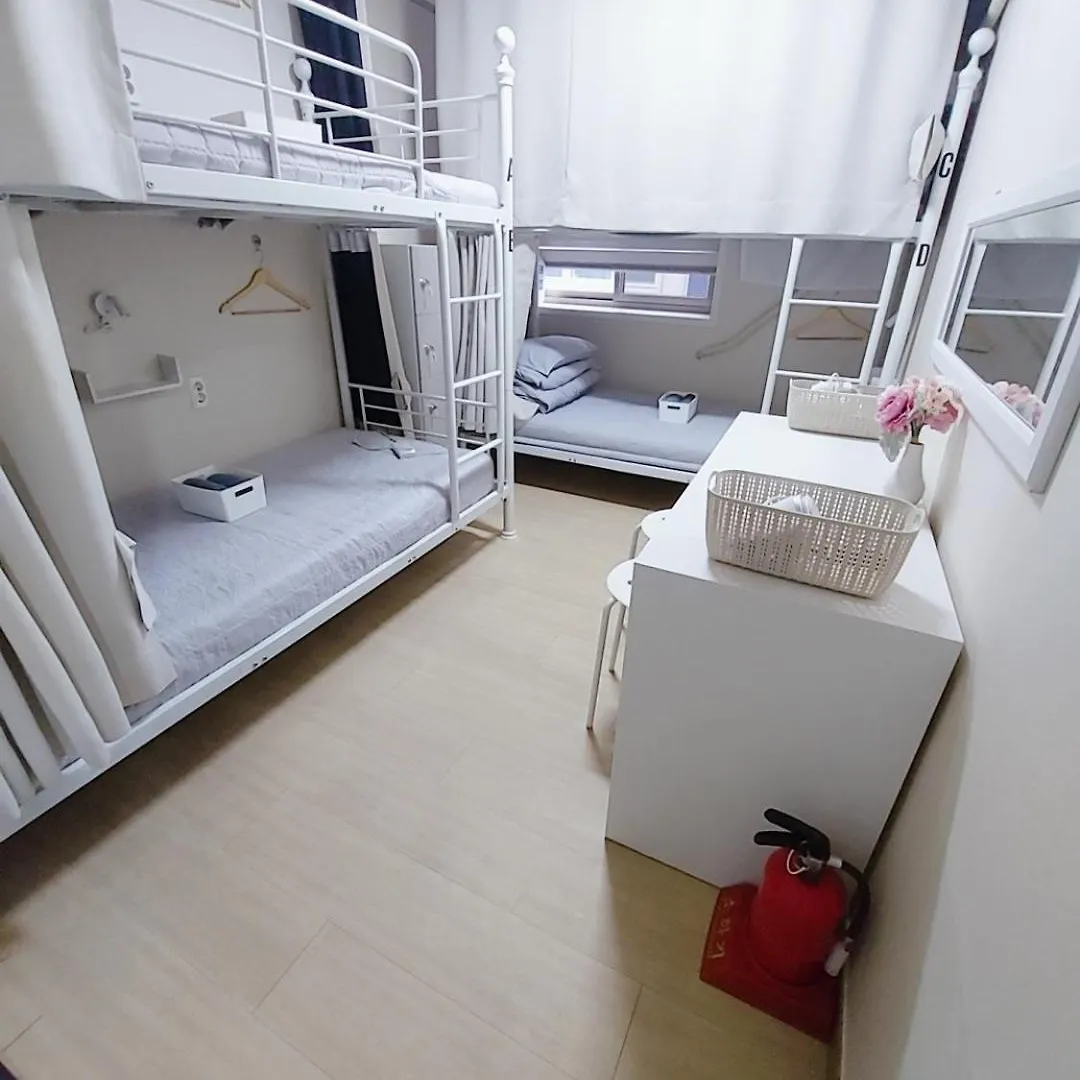 Funwave Guest House Pusan Jižní Korea