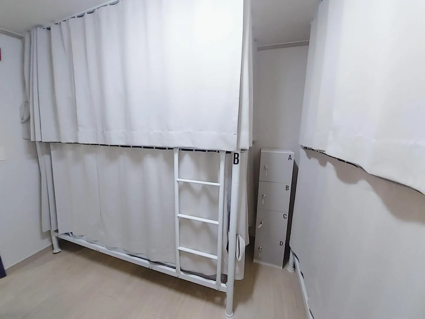 Funwave Guest House Μπουσάν 0*,